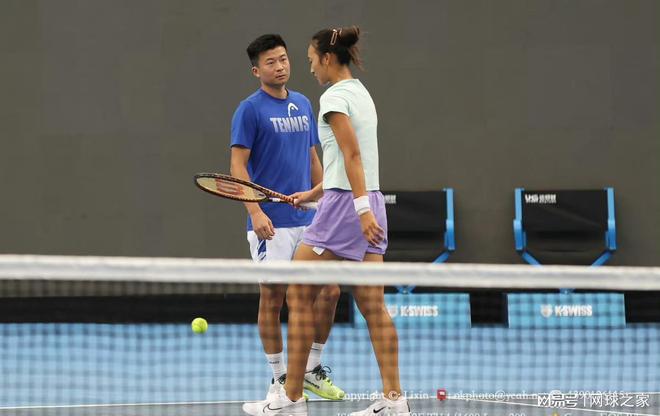 场上继续散 场上继续散